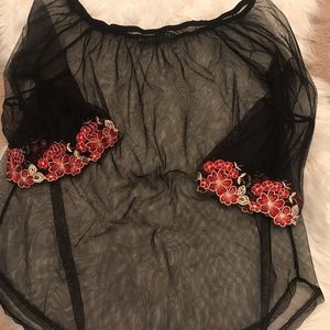 Potter’s pot mesh top